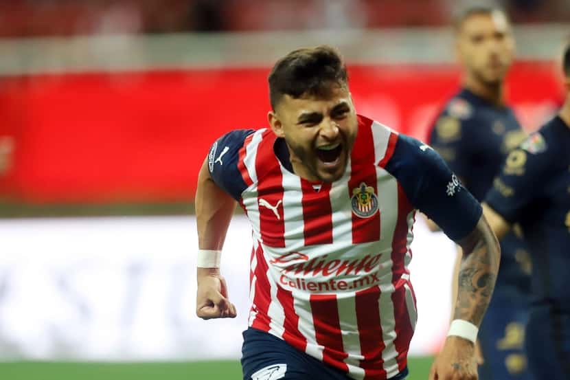 Alexis Vega llegó a un acuerdo para seguir portando el uniforme de Chivas de Guadalajara.