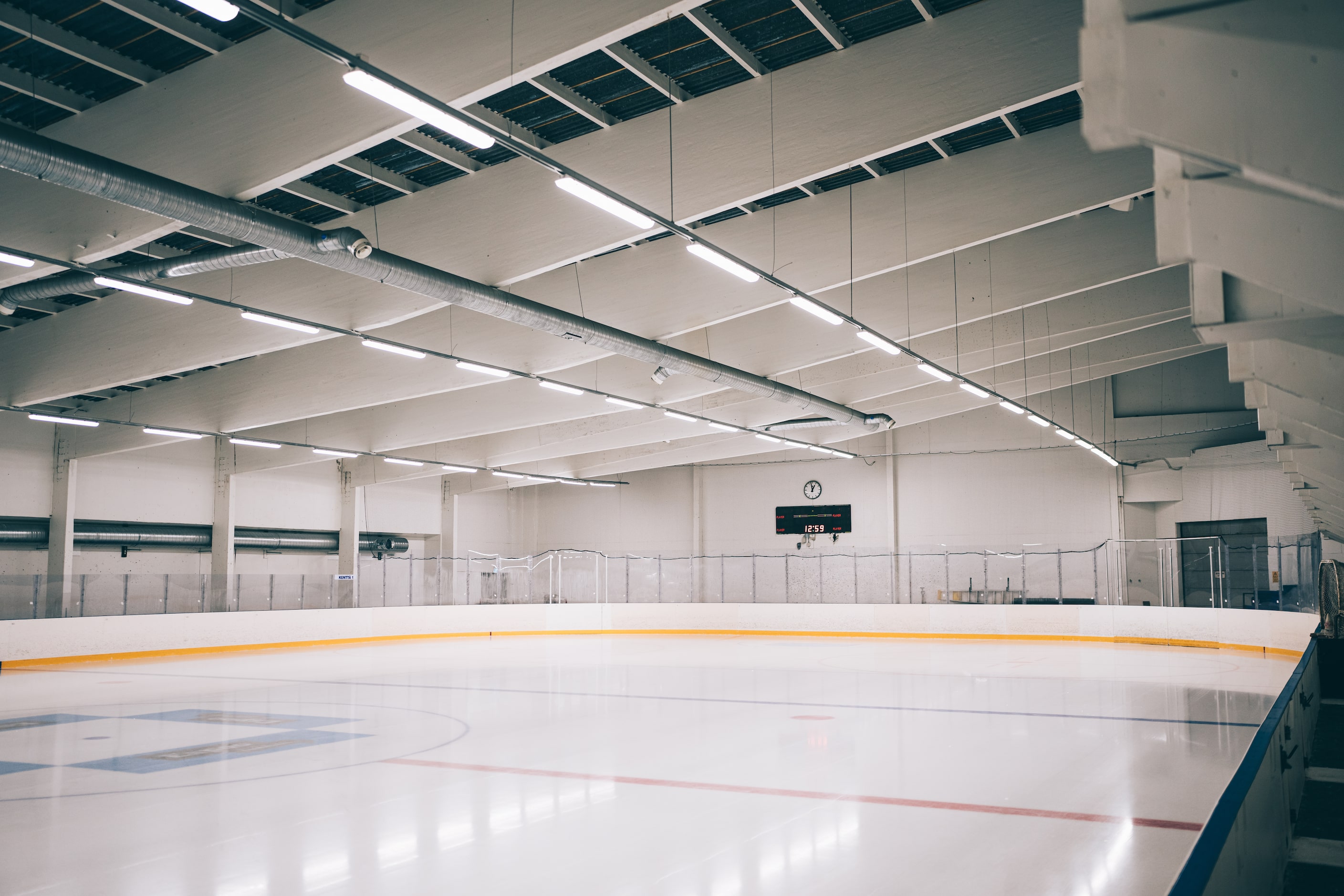 Dallas Stars defenceman Miro Heiskanen poses in Matinkylä Ilmatar Arena at 29th October 2024.