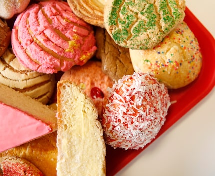 Have you ever tasted Mexican pastries from a panaderia in or near Dallas? Here's your can't...