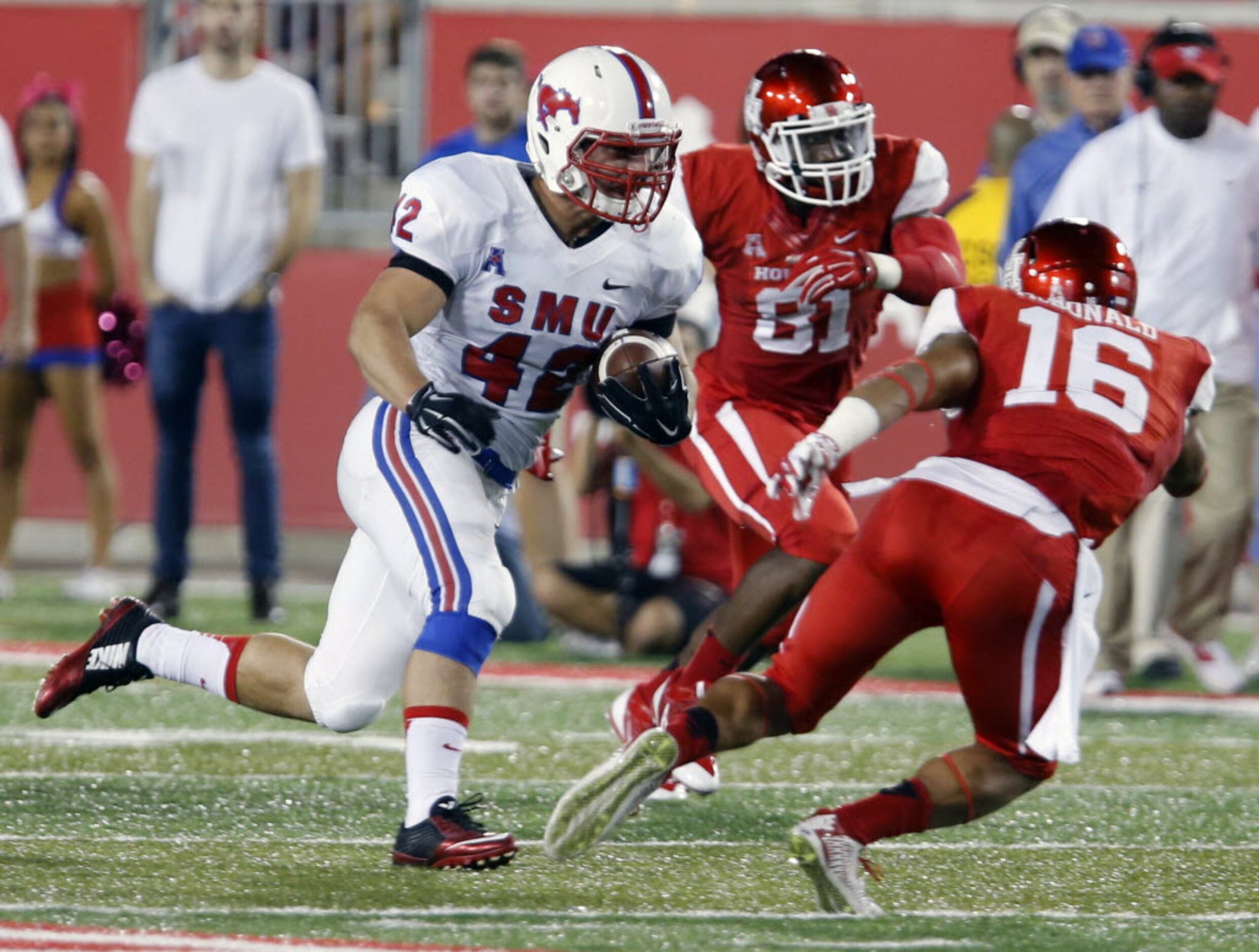 UH suffers stunning loss to SMU