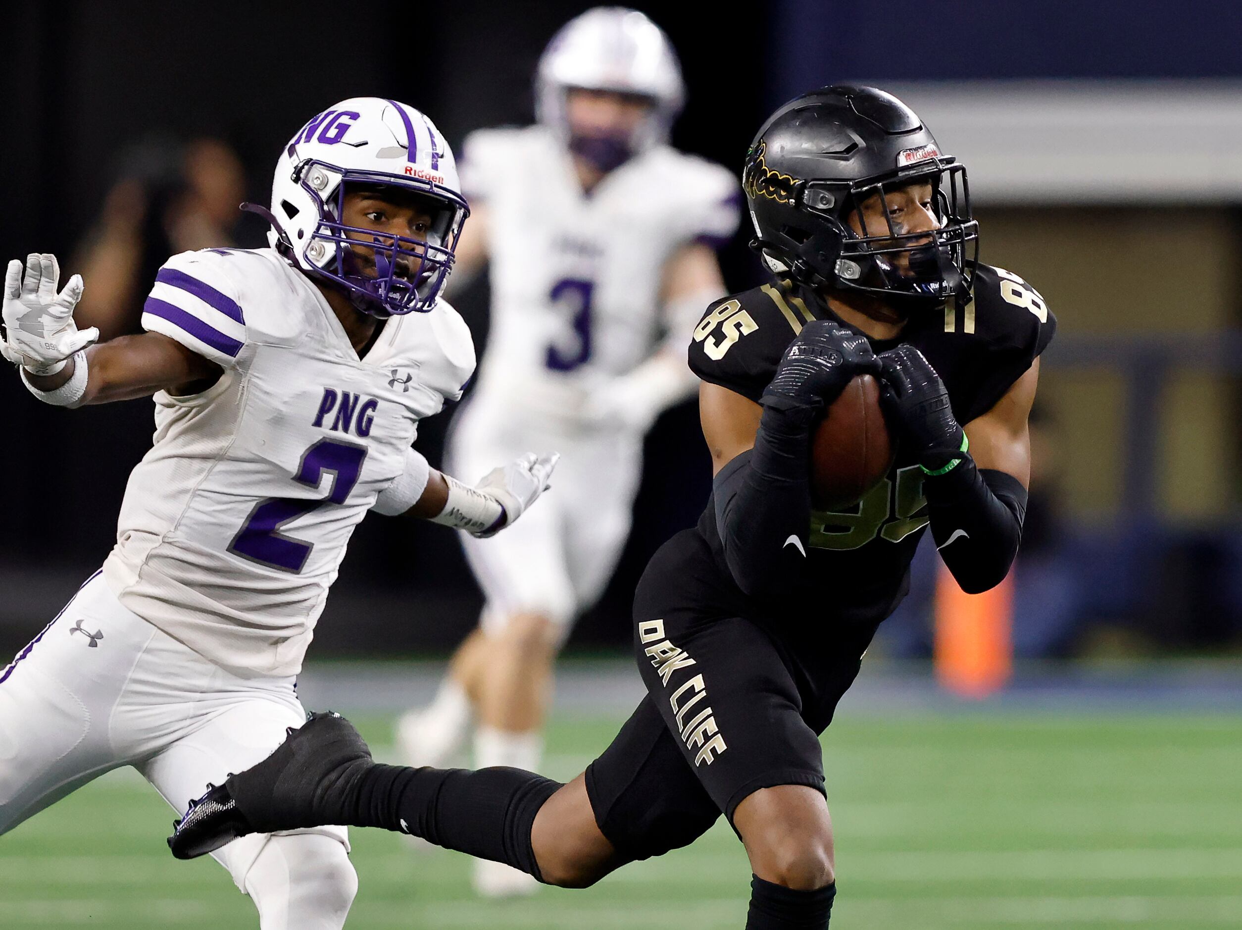 South Oak Cliff wide receiver Joshua Manley (85) hauls in a long second quarter pass against...