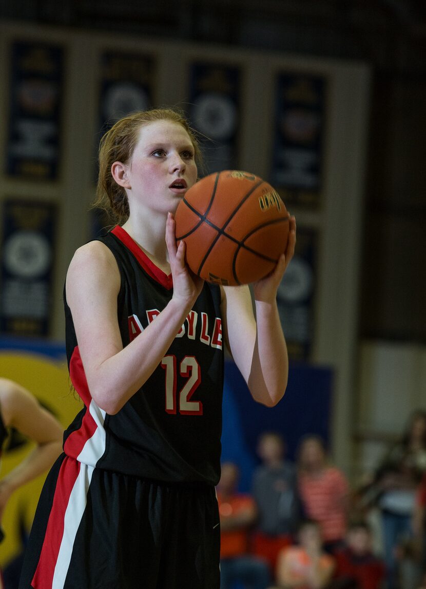 COMMERCE, TX - FEBRUARY 22: Vivian Gray (12) of the Argyle Lady Eagles shoots one out of two...