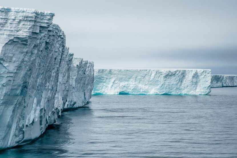 Un iceberg se desprendió de la masa de hielo de Antartica durante meses de verano. (GETTY...