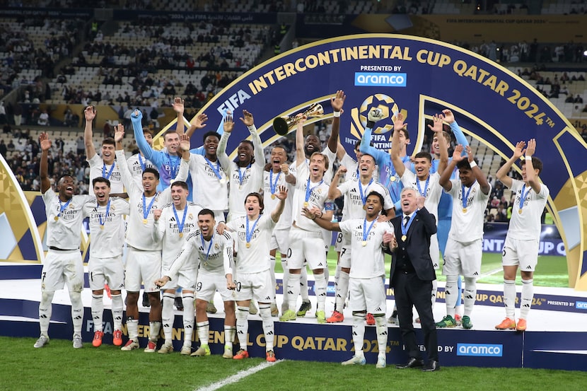 El Real Madrid festeja la conquista de la Copa Intercontinental tras vencer a Pachuca en la...