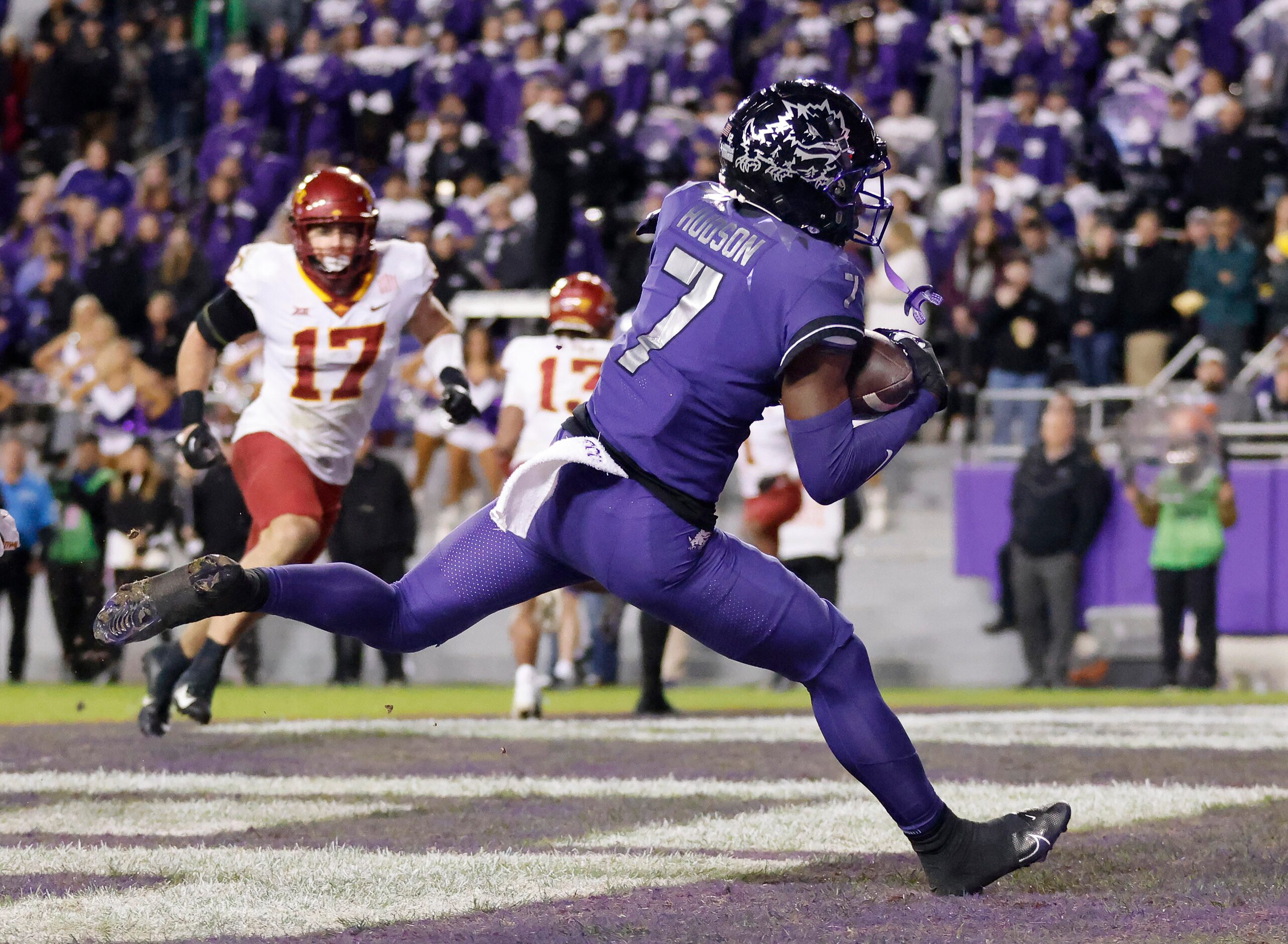 TCU Horned Frogs wide receiver Jordan Hudson (7) catches a third quarter touchdown against...