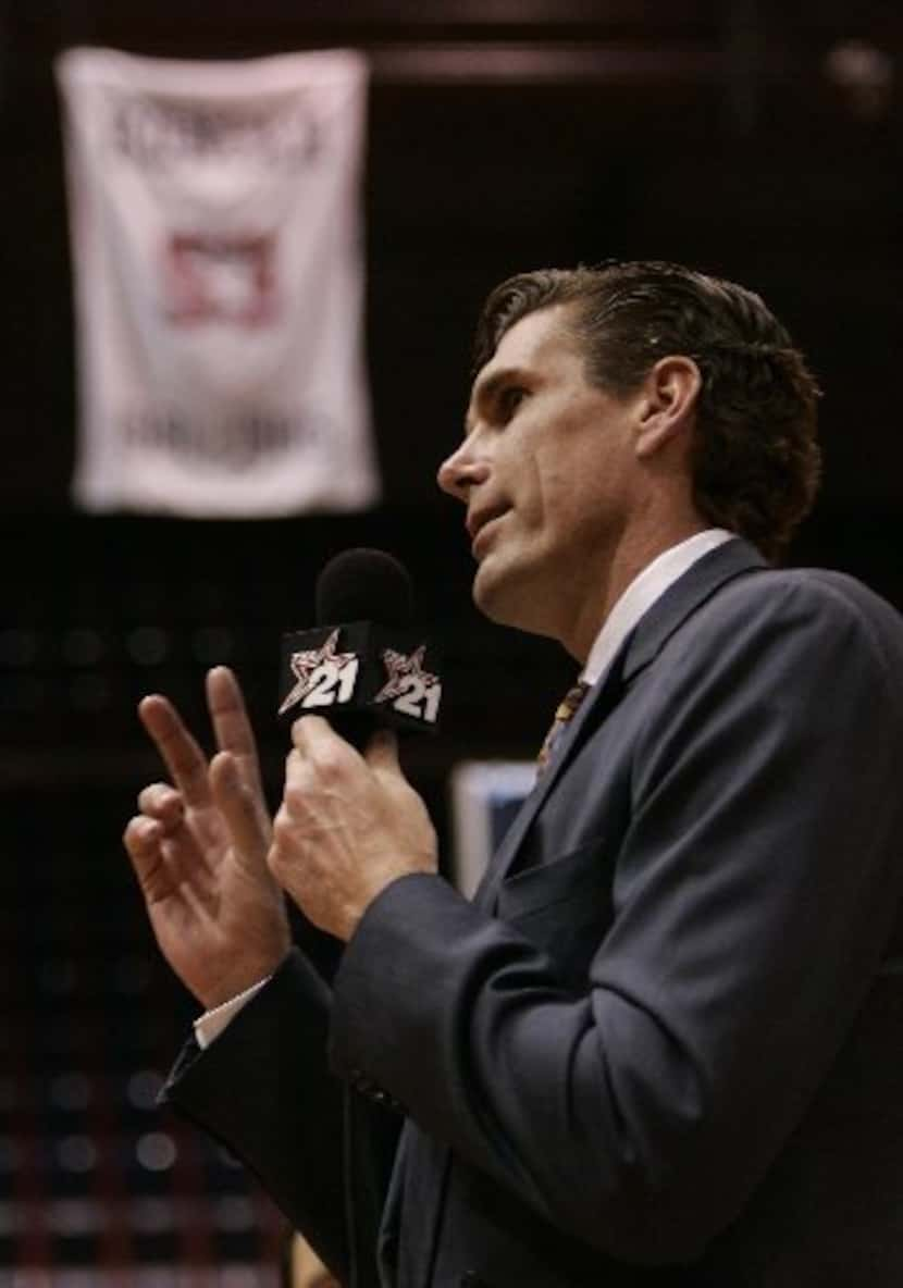 ORG XMIT: *S192E0A84* 02/23/08 -- Former SMU basketball player Jon Koncak stood before a...