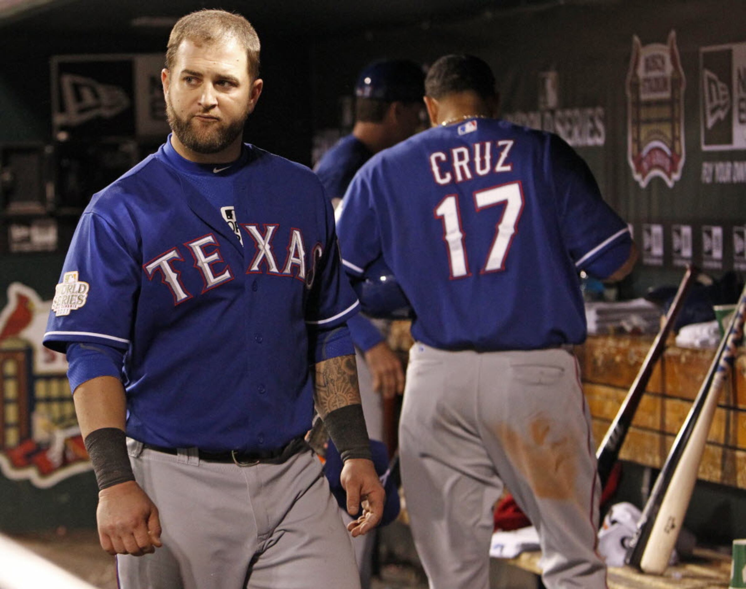 World Series Game 5: Mike Napoli lifts Texas Rangers over St