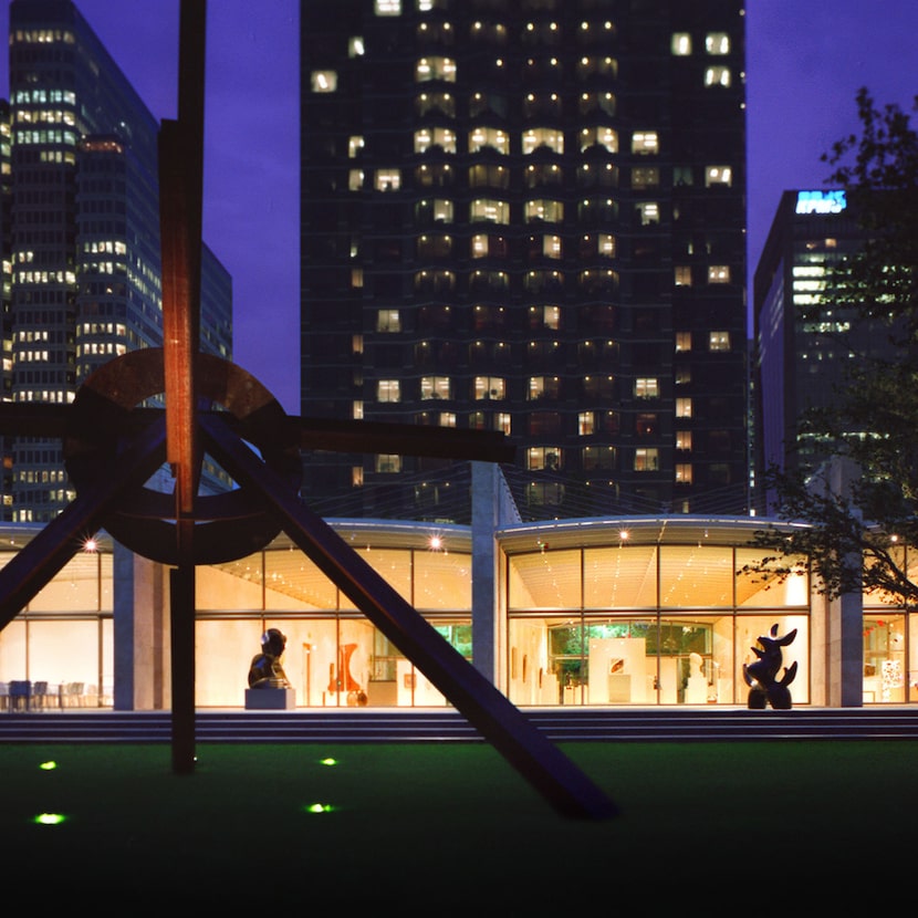 Renzo Piano's Nasher Sculpture Center is a serene work of modernism. 