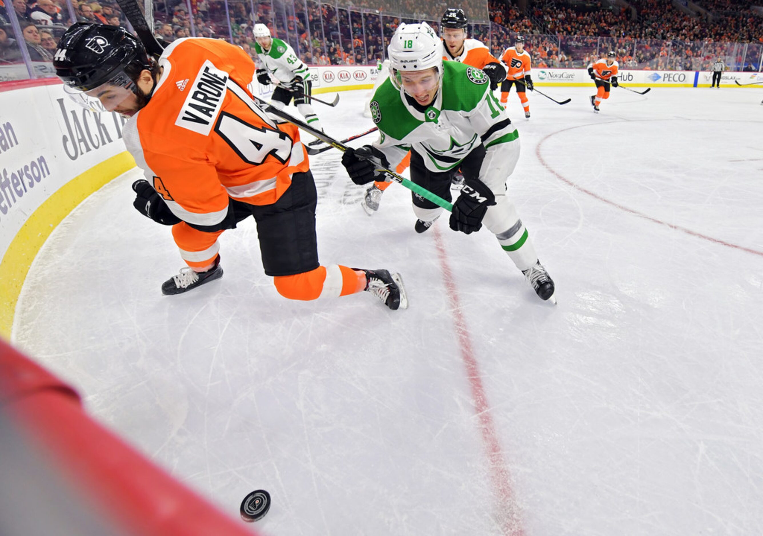 PHILADELPHIA, PENNSYLVANIA - JANUARY 10: Phil Varone #44 of the Philadelphia Flyers and...