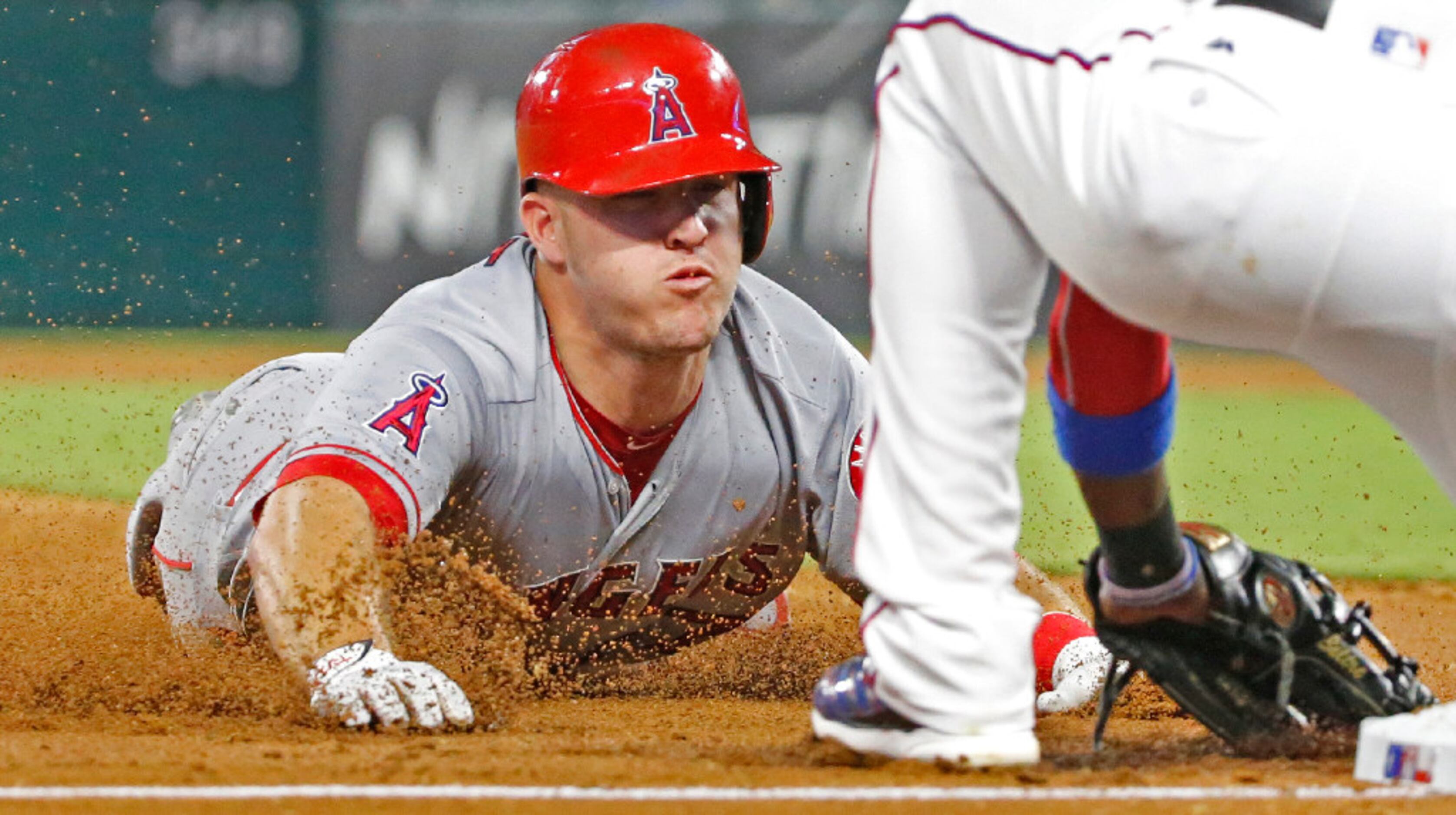 Angels' Mike Trout honors late brother-in-law with name on jersey