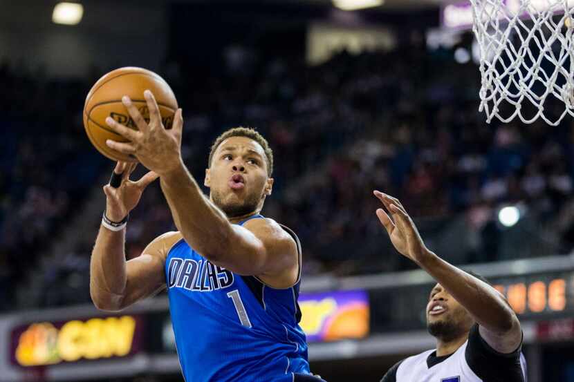 Mar 27, 2016; Sacramento, CA, USA;  Dallas Mavericks guard Justin Anderson (1) shoots...