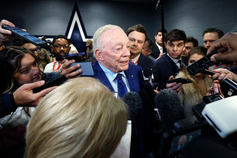 Cowboys' world has been turned upside down. When will Jerry Jones sort  through the rubble?