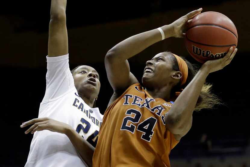 Texas guard Ariel Atkins, right, shoots against California forward Courtney Range during the...