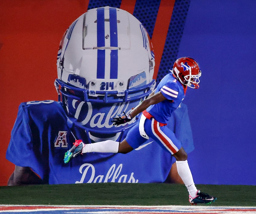 Duncanville wide receiver Dakorien Moore celebrates a second half touchdown against South...