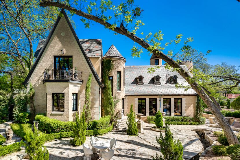 Legendary Dallas Mayor R.L. Thornton's French chateaux near White Rock Lake is for sale.