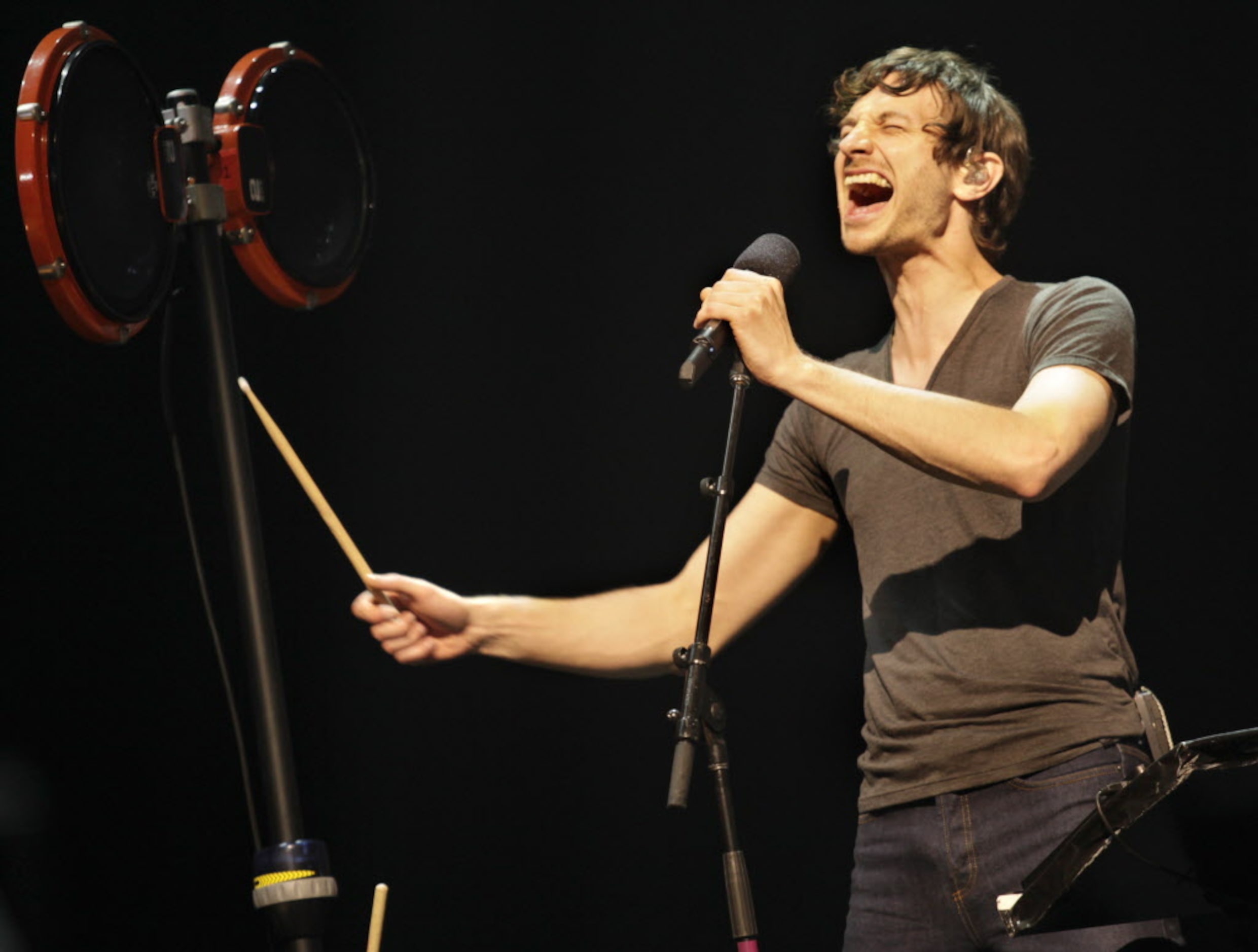 Gotye performs at Verizon Theatre on Oct. 12.