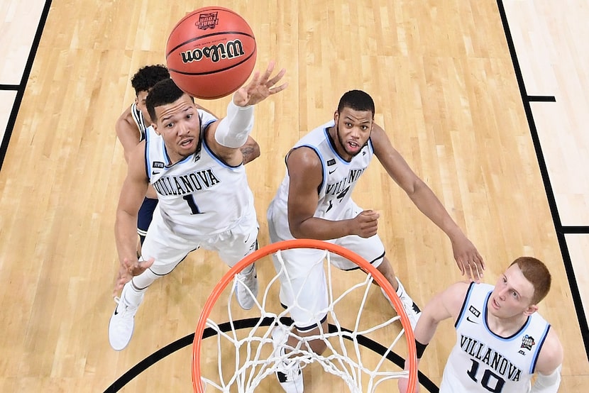 SAN ANTONIO, TX - APRIL 02: Jalen Brunson #1 of the Villanova Wildcats shoots in the second...