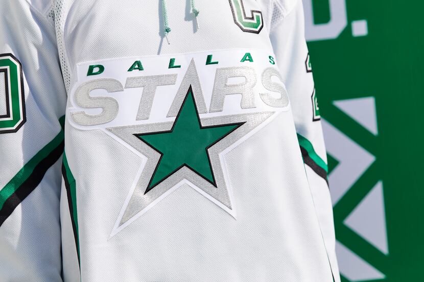 Dallas Mavericks Throwback Vintage Adidas Green Shirt