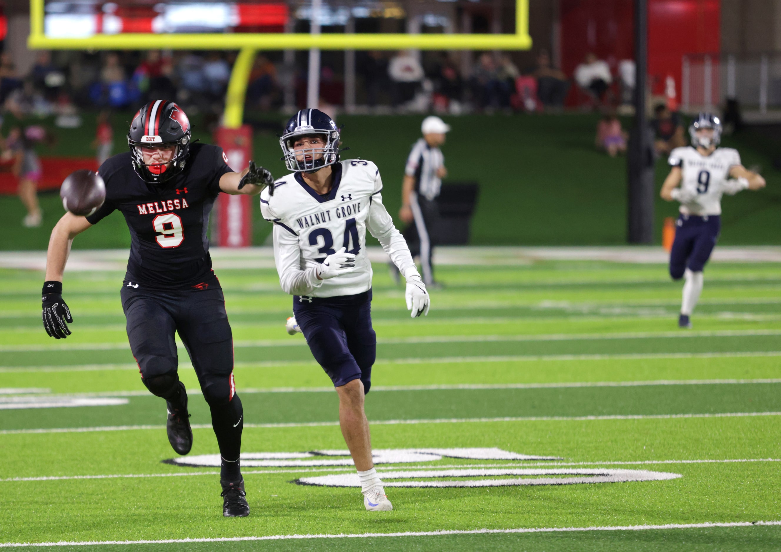 Melissa player #9 Jacob Nye comes up a little short for a pass during the Prosper Walnut...