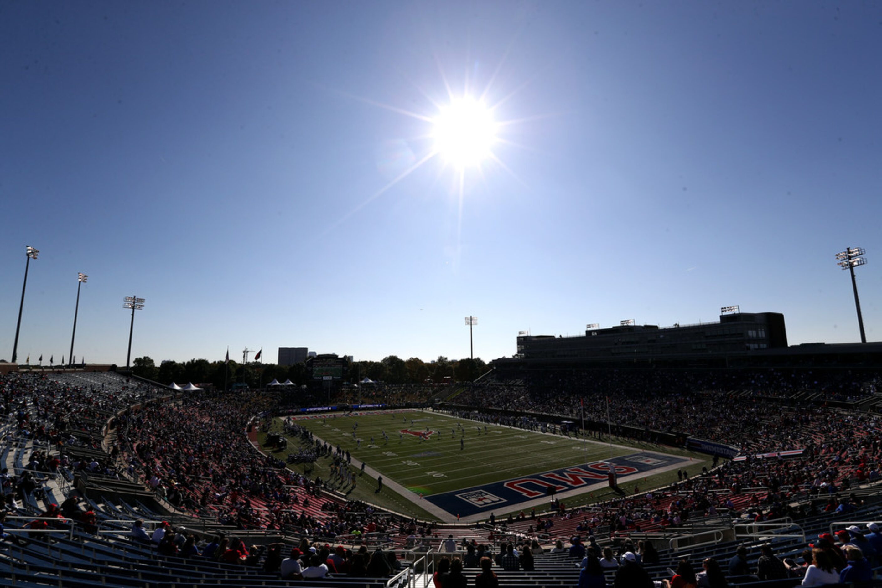 DALLAS, TEXAS - NOVEMBER 09: A general view of play between the East Carolina Pirates and...