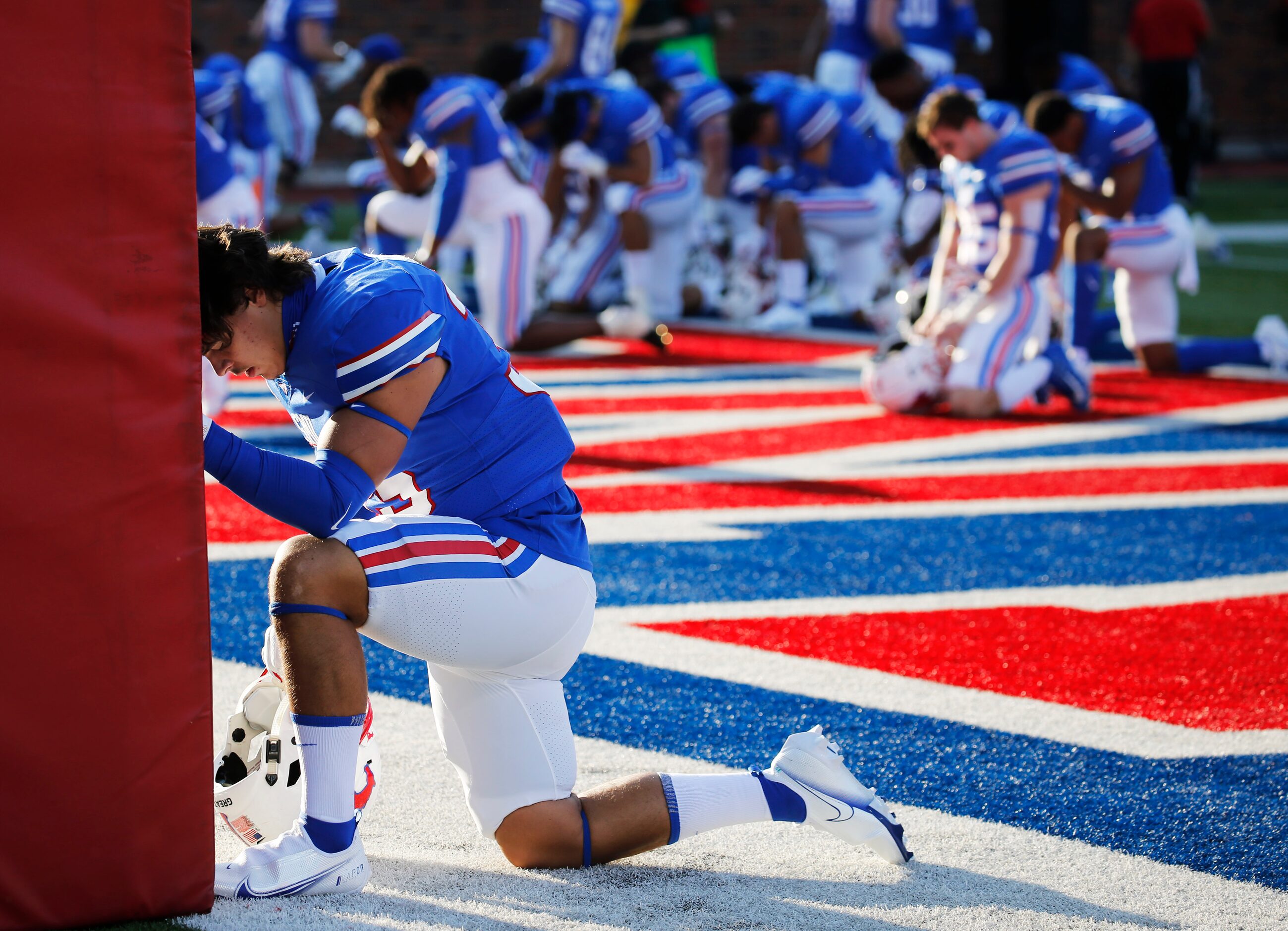 Southern Methodist Mustangs linebacker Armando Fitz (35) in the end zone before a game...