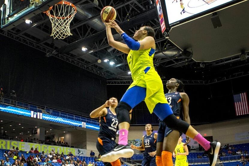 Dallas Wings center Liz Cambage (8) shoots a basket during the game against the Connecticut...