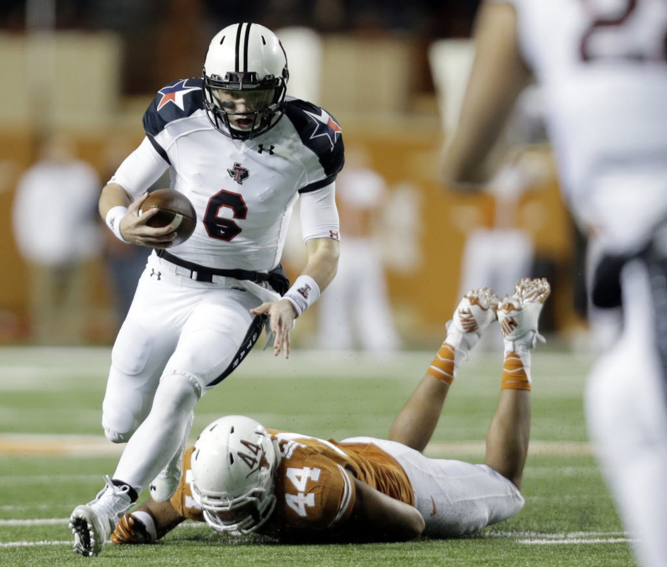 Why did Baker Mayfield transfer from Texas Tech? 