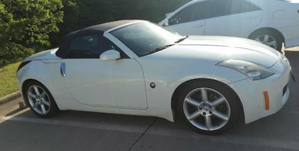 Photo of Ngyuen's Nissan 350Z. 