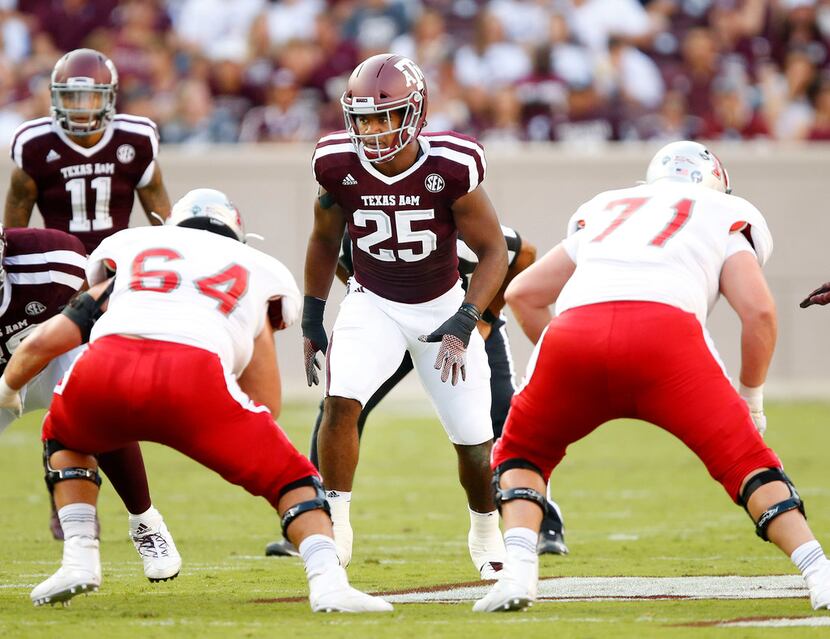 FILE - Texas A&M Aggies linebacker Tyrel Dodson (25) lines up against the Nicholls State...