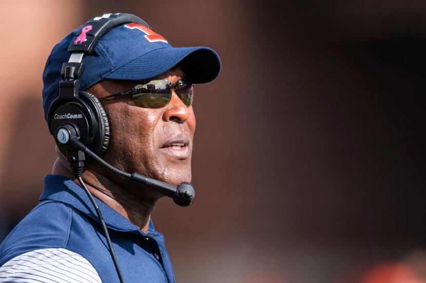 FILE - In this Oct. 29, 2016 file photo, Illinois head coach Lovie Smith looks at the...
