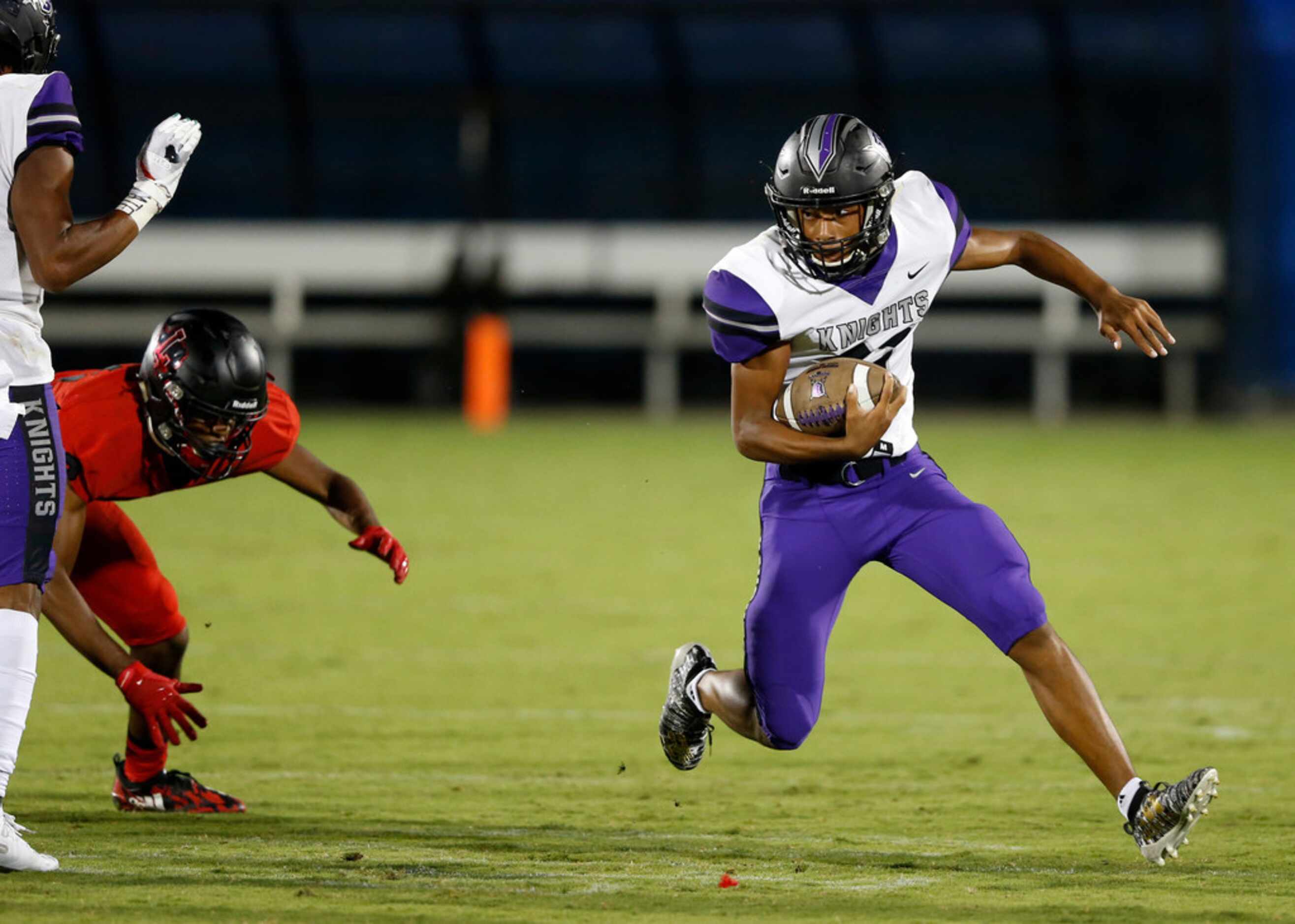Independence's Reggie Bush rushes up the field in a game against Liberty High School during...