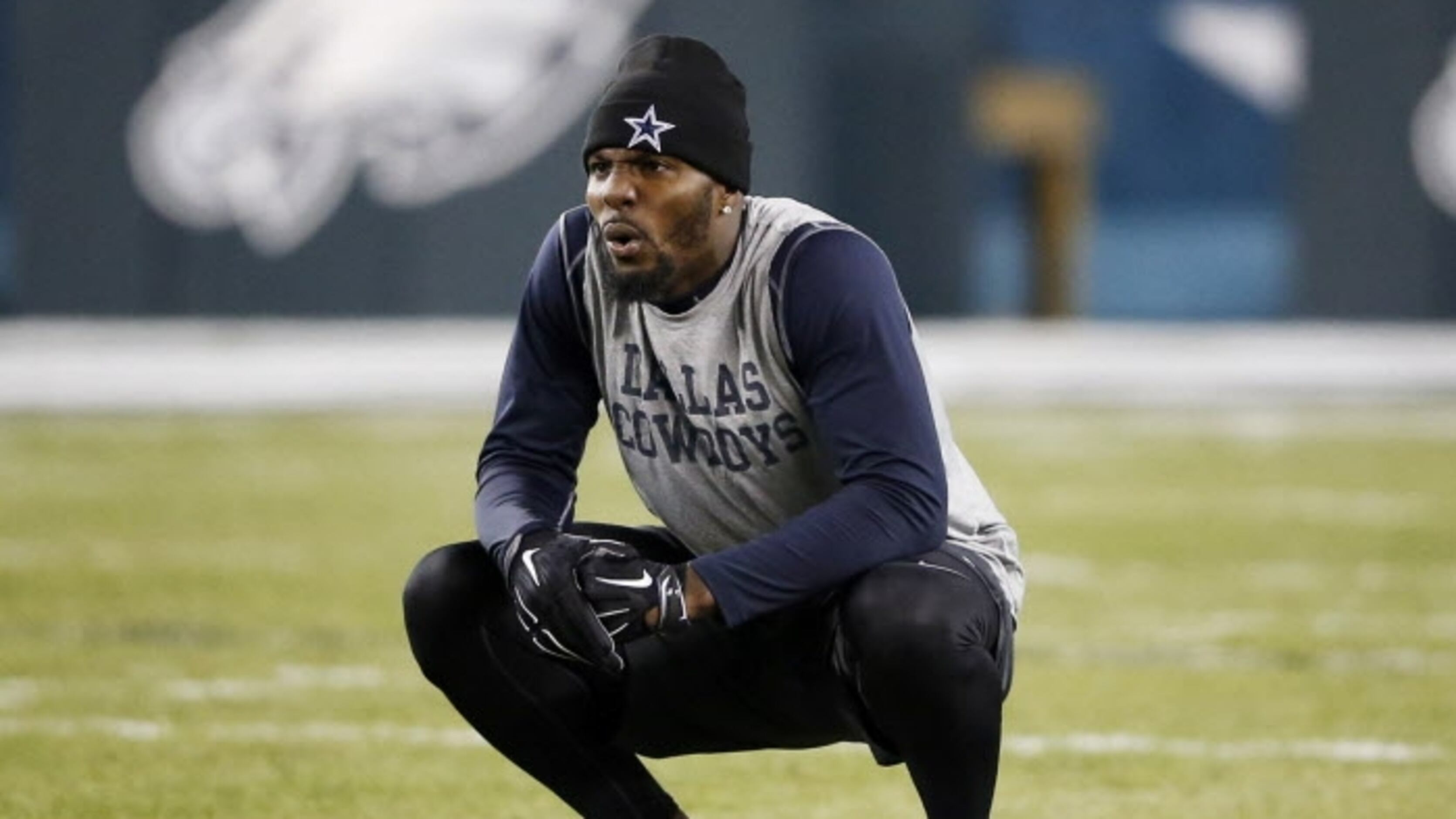 Reports: Cowboys' Elliott, Texans players test positive for COVID-19