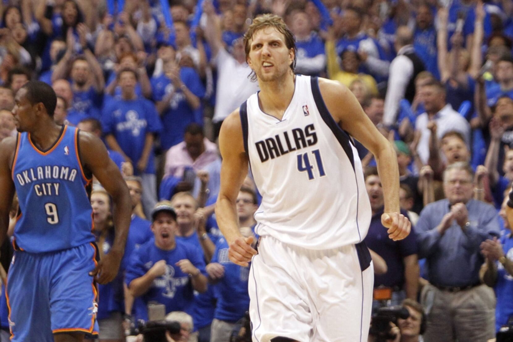 Golden State Warriors beat the Dallas Mavericks to reach sixth NBA Finals  in eight years