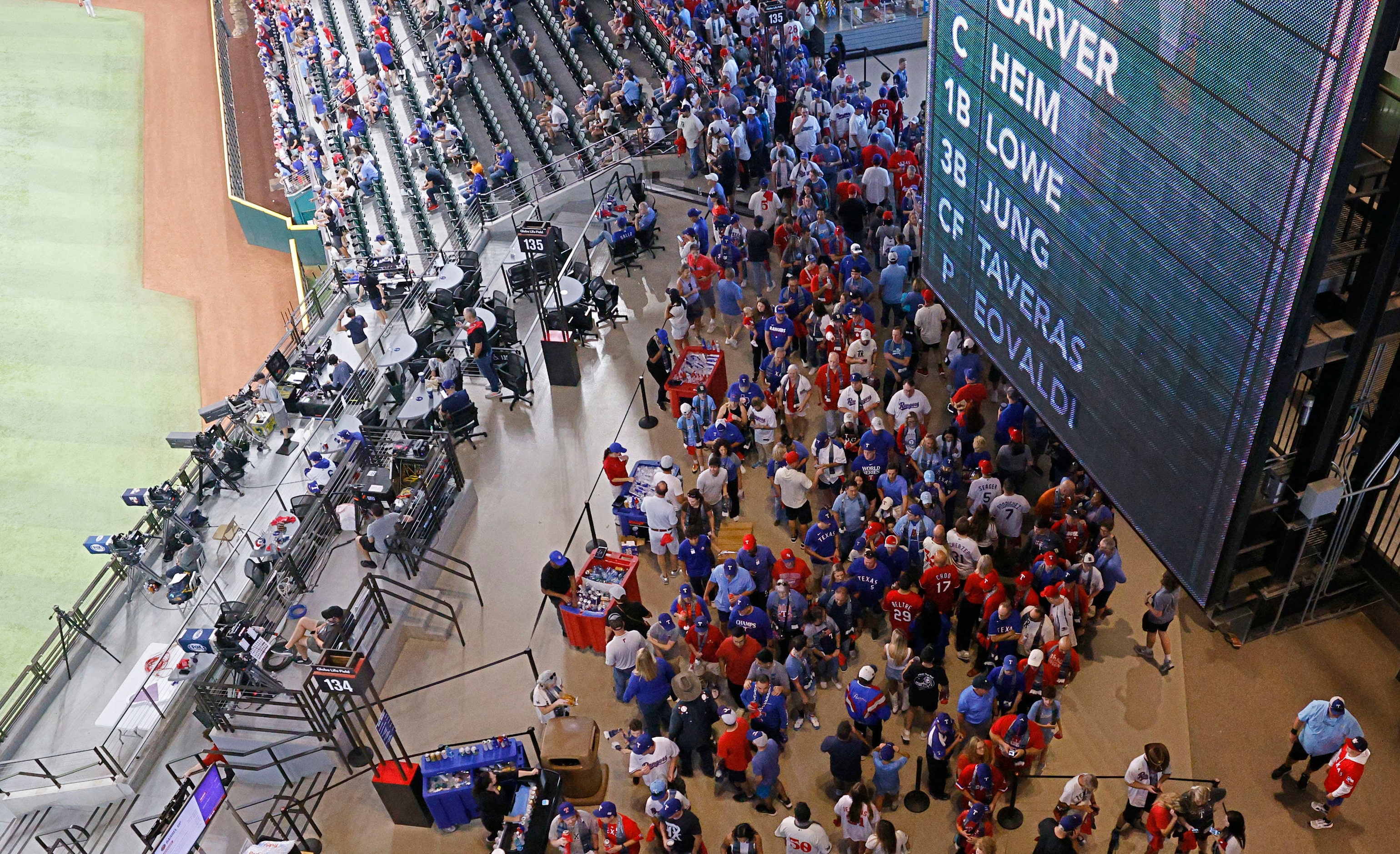 People start arriving for Game 1 of the World Series between the Texas Rangers and the...