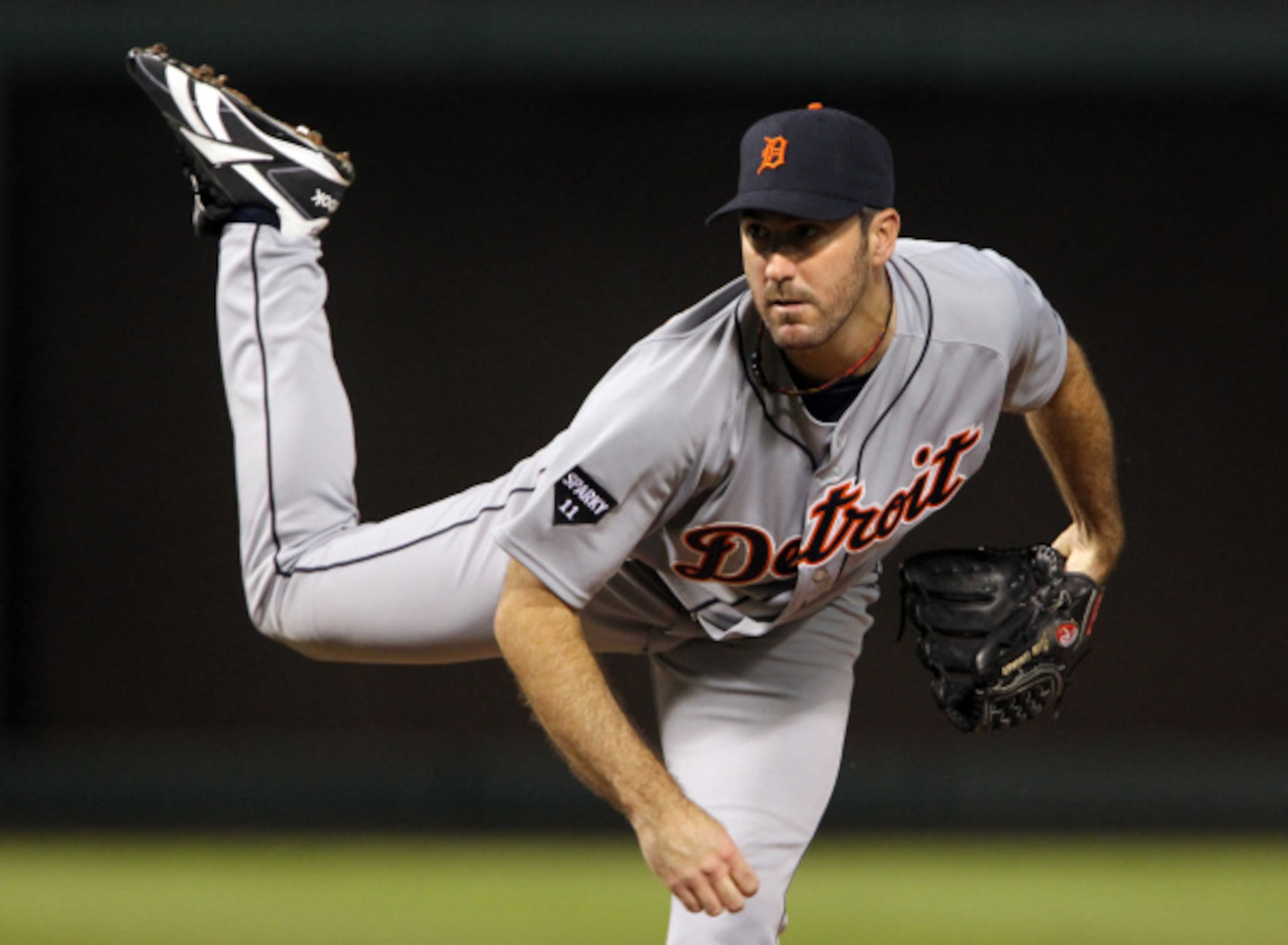 Tigers' Justin Verlander wants to focus on pitching after photos