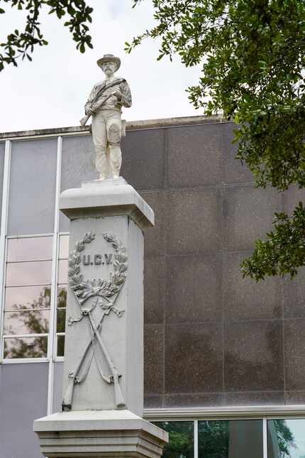 The confederate monument in front of the Kaufman County Courthouse seen on Thursday, June...