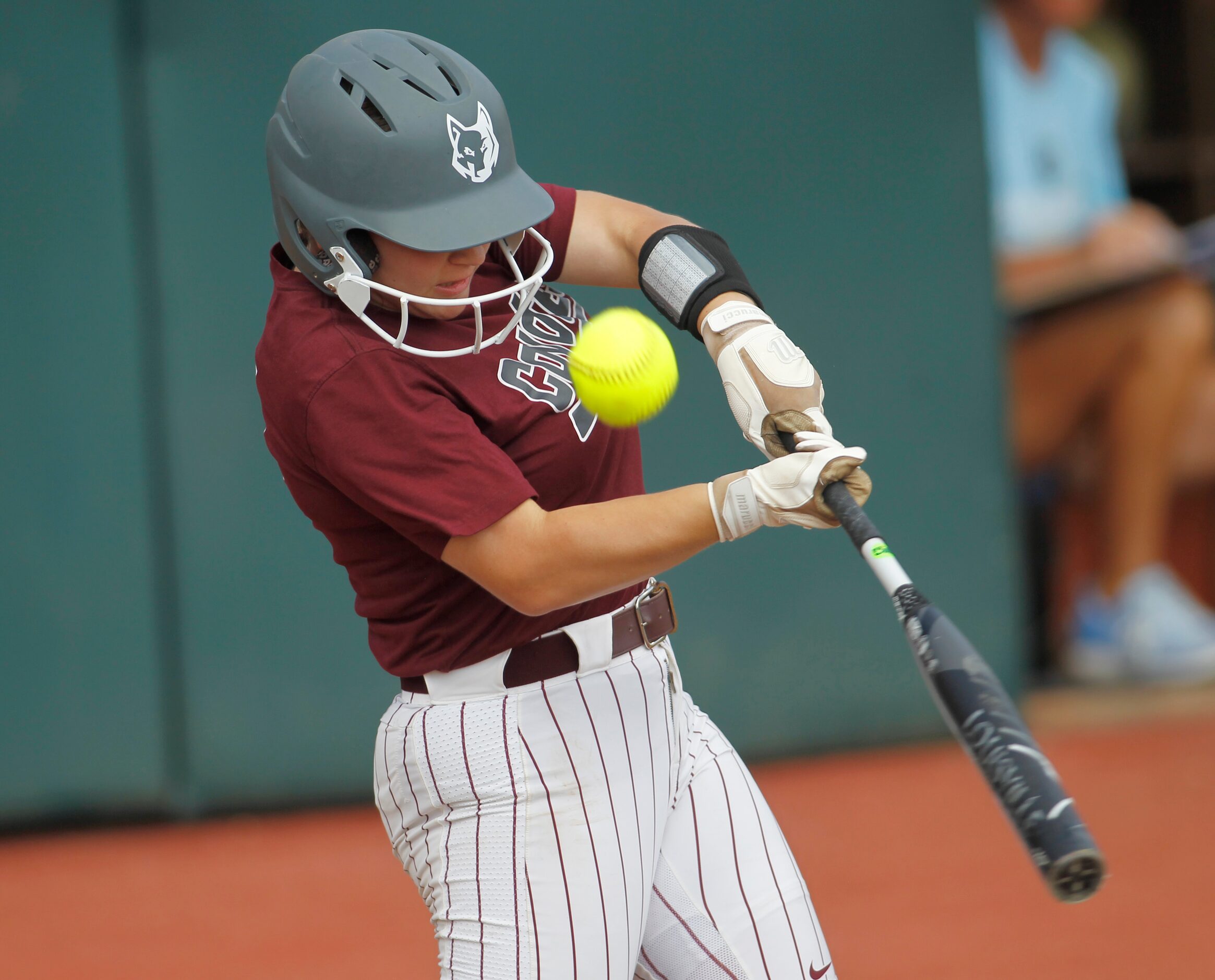 Frisco Heritage batter Kaira Netzel (14) fouls off a pitch during the top of the first...