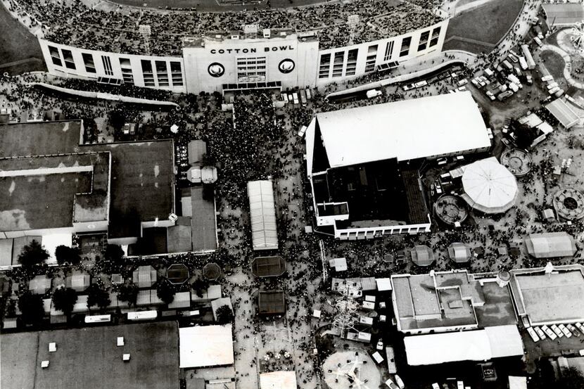  From the archives: A bird's-eye view of the 61,500 fans streaming in to the Cotton Bowl for...