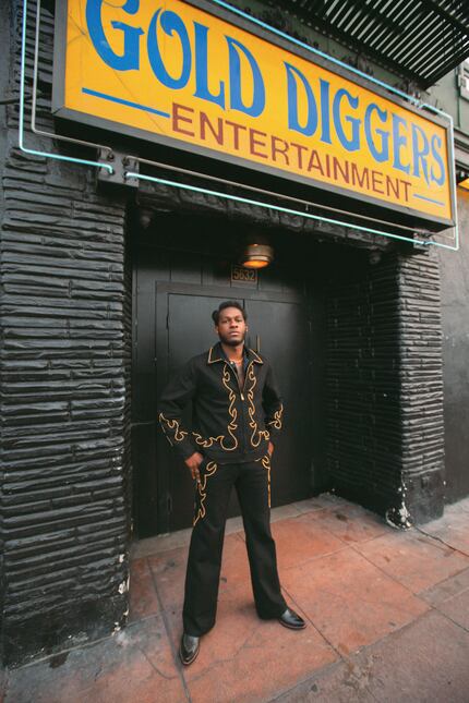 Bridges recorded the album at Gold-Diggers, a bar, hotel and recording studio whose motto is...