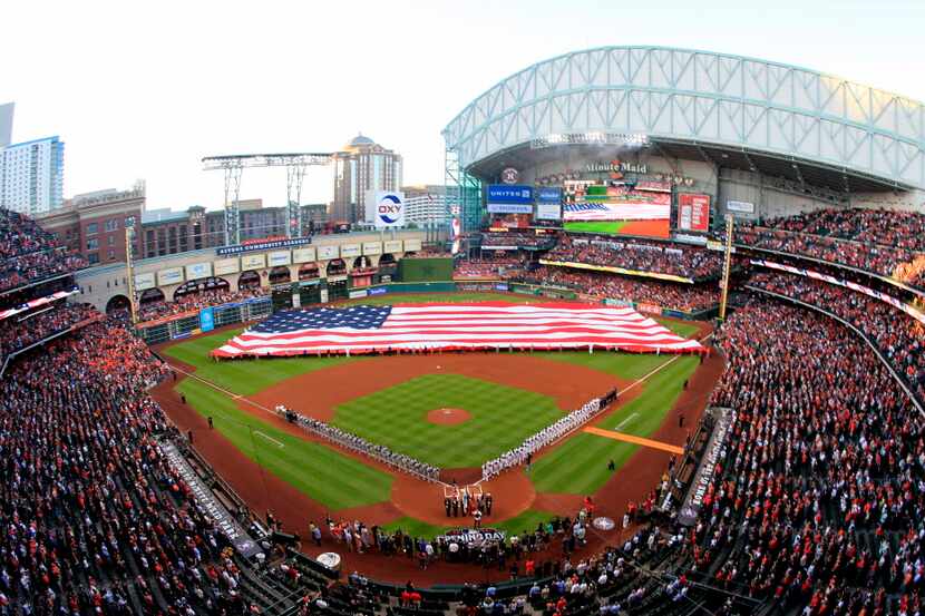 El Minute Maid Park de Houston era la sede donde se debían enfrentar Rangers y Astros del...