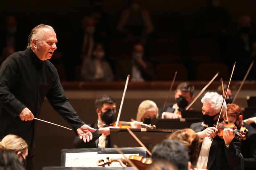 Guest conductor Sir Mark Elder leads the Dallas Symphony Orchestra at the Meyerson Symphony...