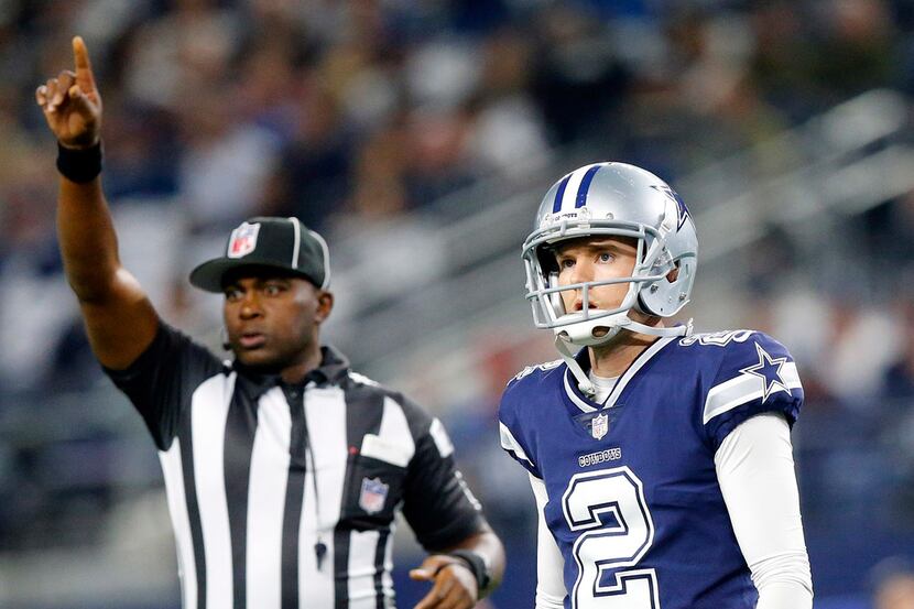 Dallas Cowboys kicker Brett Maher (2) reacts after missing a first quarter field goal...
