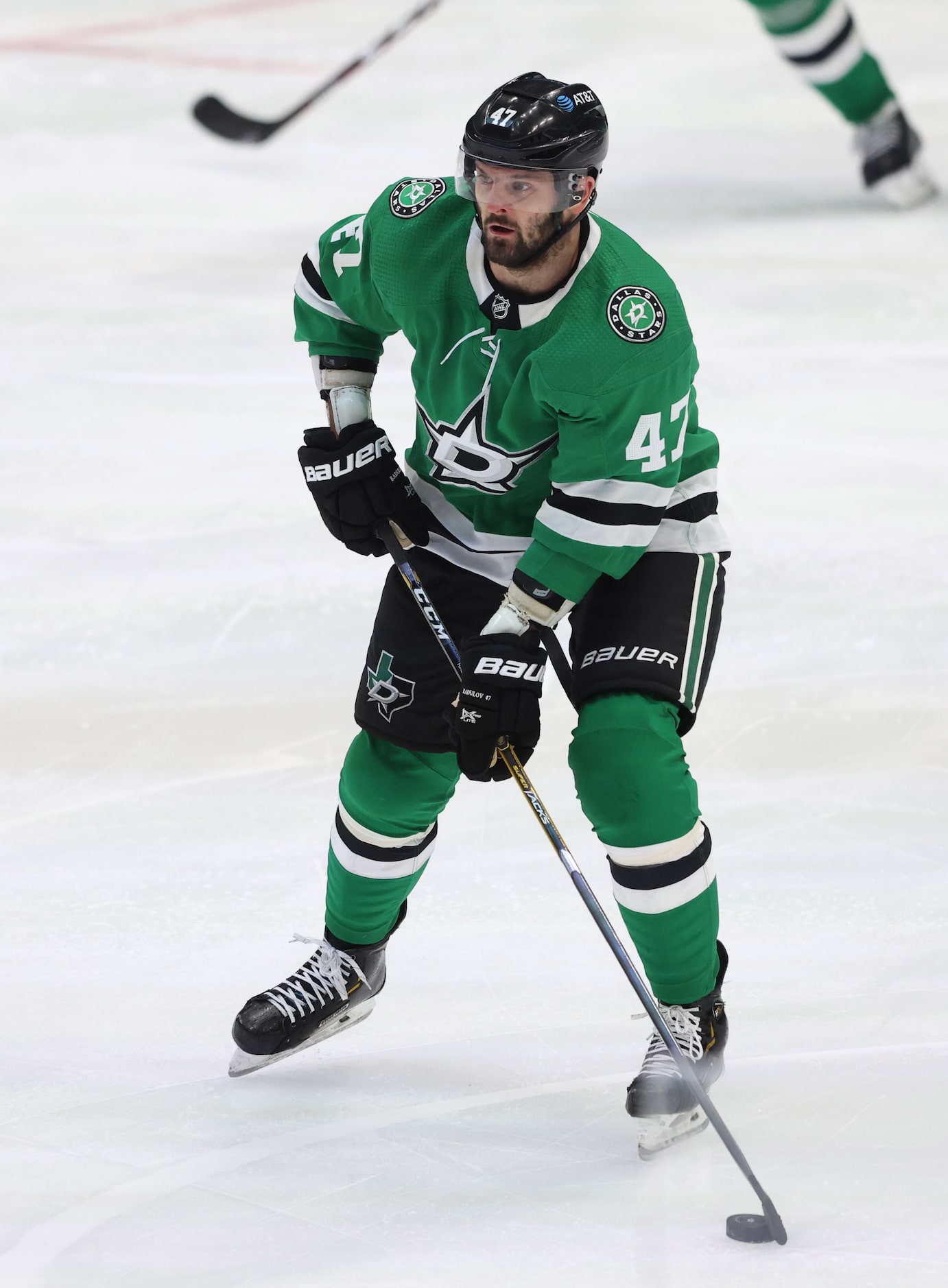 Dallas Stars right wing Alexander Radulov (47) brings the puck up in a game against the...