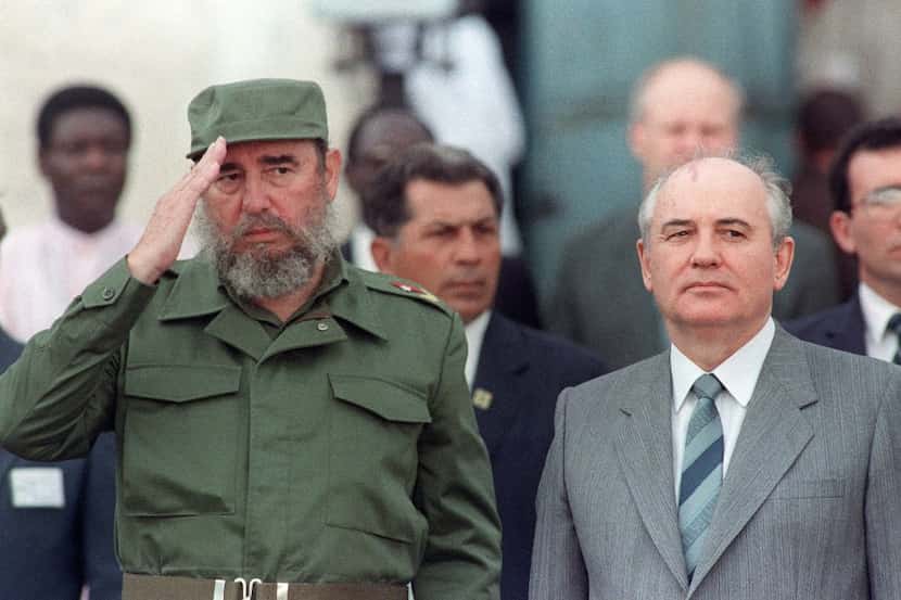 Fidel Castro welcomed Soviet leader Mikhail Gorbachev to Cuba in April 1989.