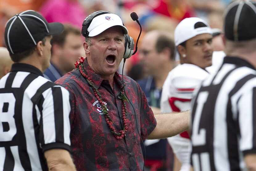 Dec 24, 2012; Honolulu, HI, USA;   Fresno State Bulldogs head coach Tim DeRuyter reacts to a...