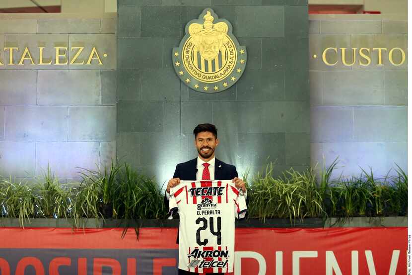 En un movimiento sorpresivo, las Chivas ficharon para el Apertura 2019 a Oribe Peralta,...