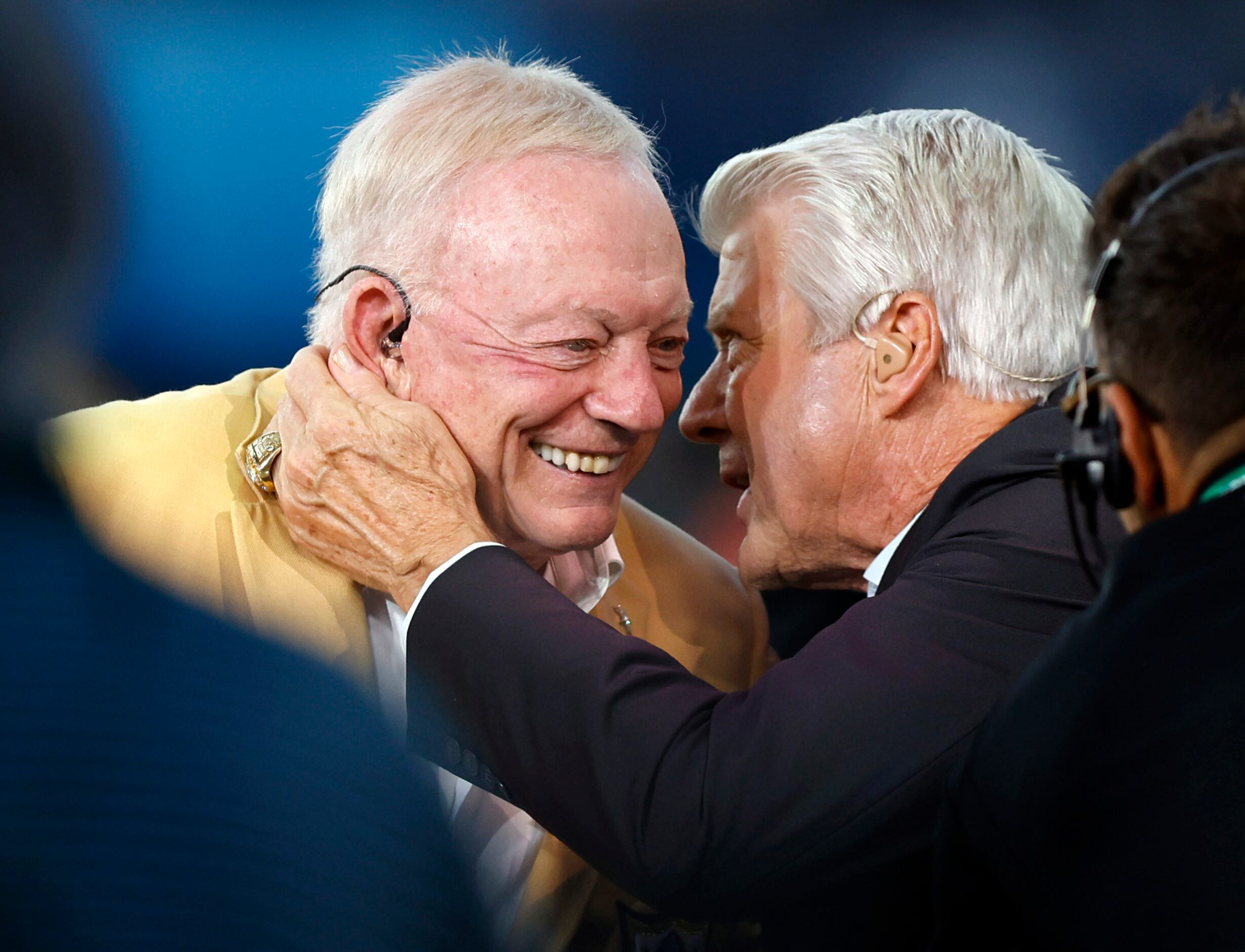 Jerry Jones Issues Blunt Response To Criticism Over Jimmy Johnson