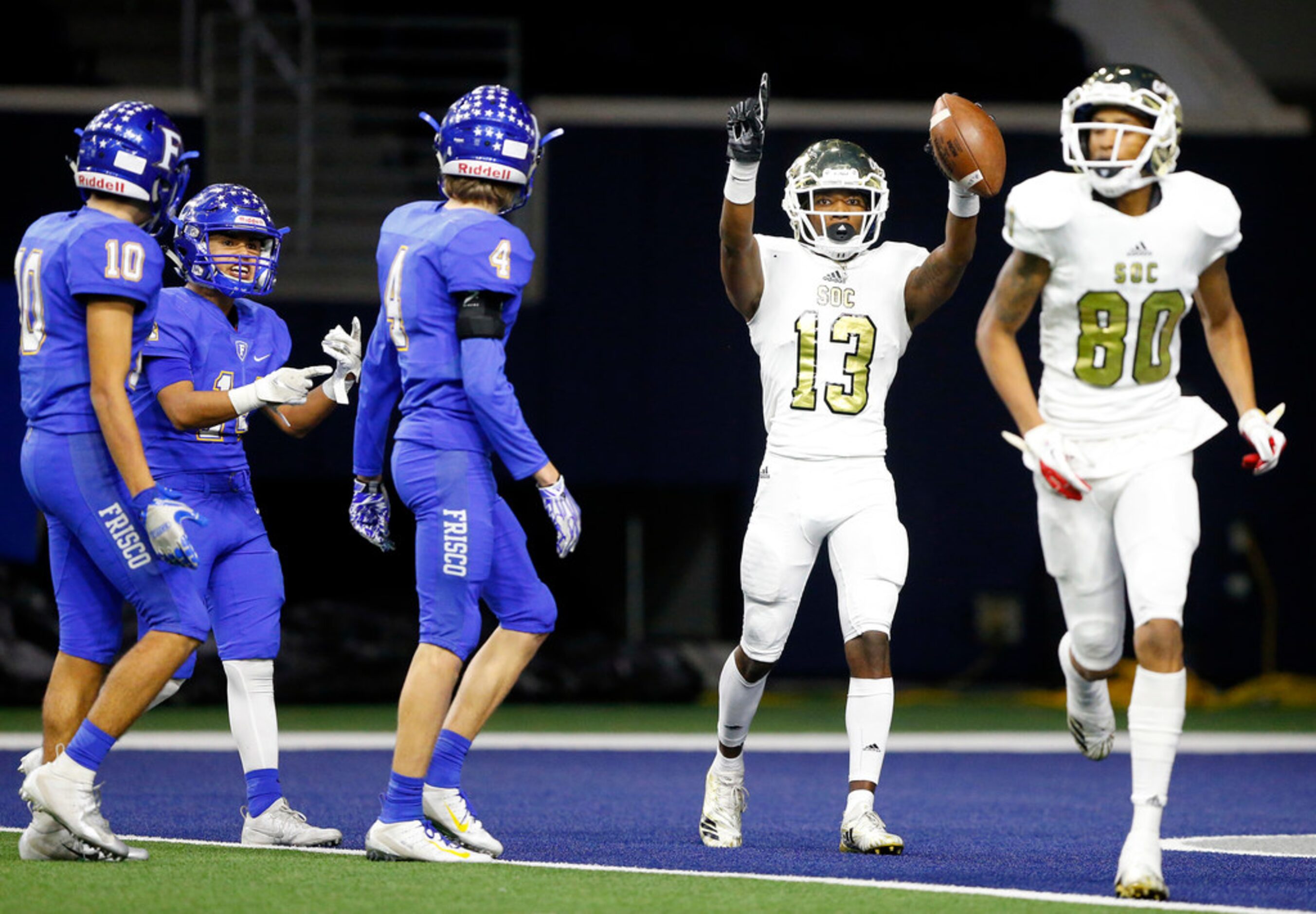 South Oak Cliff wide receiver Donjaz Dunn (13) celebrates his easy touchdown reception...