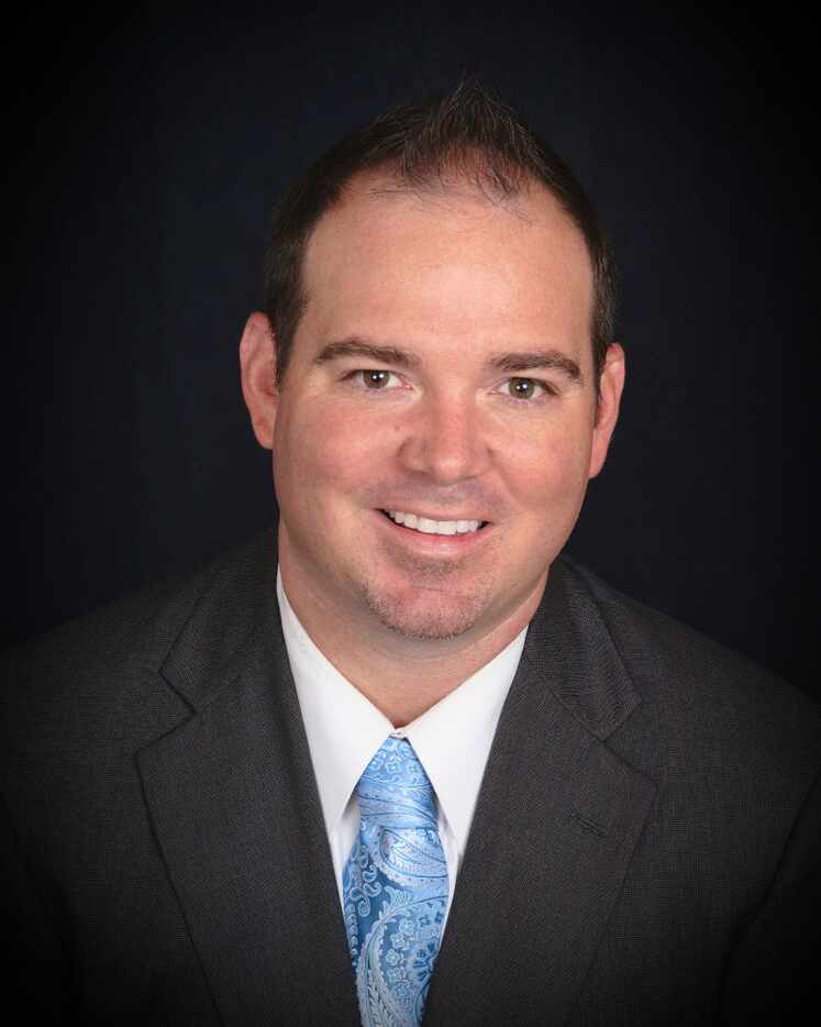UMB Bank named Adam Donahue senior vice president, team lead business banking in Dallas.