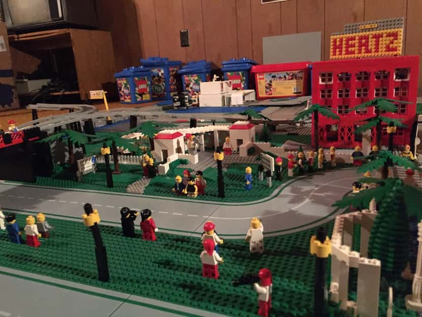Elm and Houston, part of Eric Peschke's LEGO treatment of the Kennedy assassination.